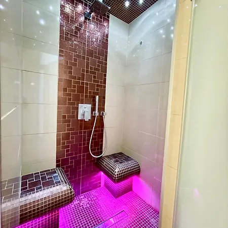 Perla Lux - Finn & Steam Sauna Budapeşte