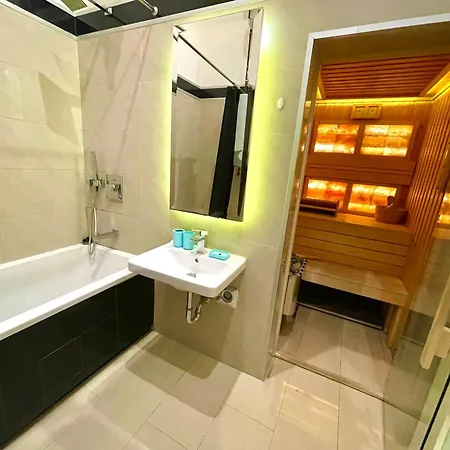 Perla Lux - Finn & Steam Sauna